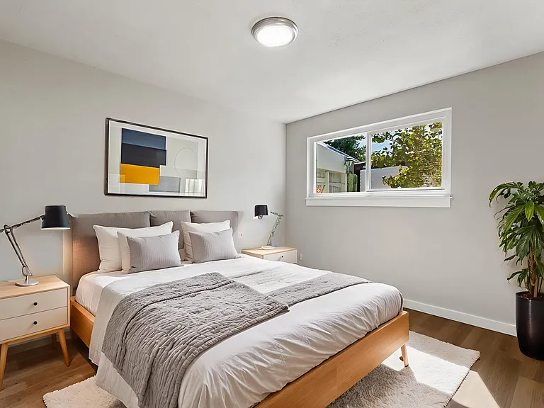 2125 N Highland St — Photo 10