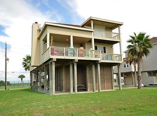 18419 Shaman Dr, Galveston, TX 77554