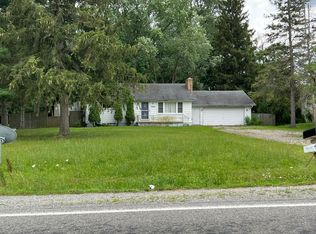 3445 W Coldwater Rd, Mount Morris, MI 48458