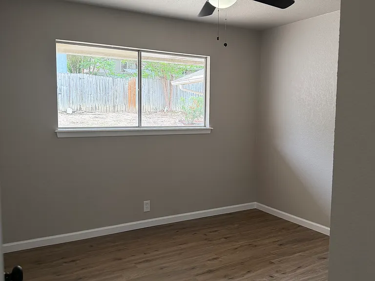 7038 Forest Meadow St — Photo 10