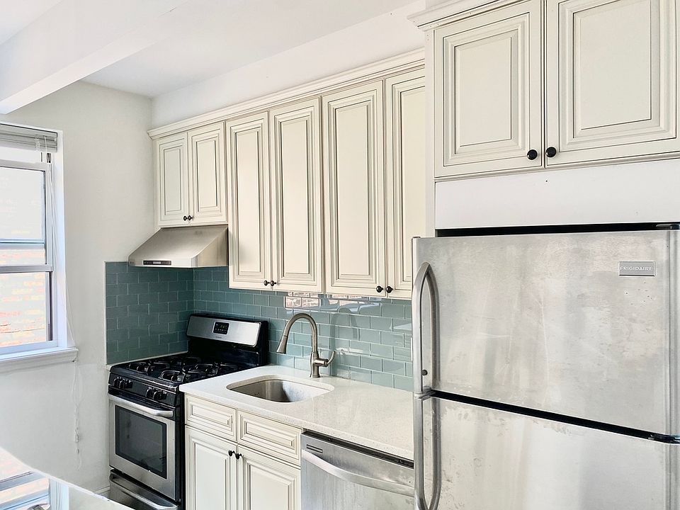 1st image of 32-23 29th St #2