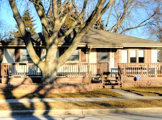 3239 Debra Ln, Racine, WI 53403