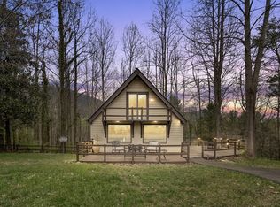 4280 Monte Vista Way, Cosby, TN 37722