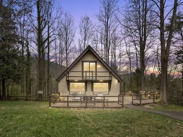 4280 Monte Vista Way, Cosby, TN 37722