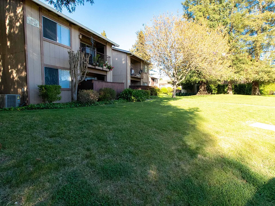 Meadowood Village Apartments