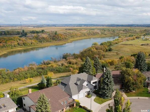 323 Mallin CRESCENT, Saskatoon, SK S7K 7X2
