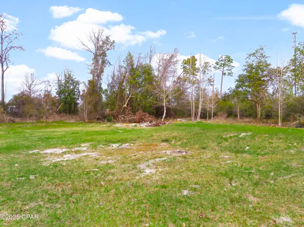9320 Pat Rd, Youngstown, FL 32466