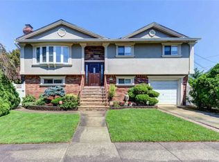 2817 Stewart Ave, Oceanside, NY 11572