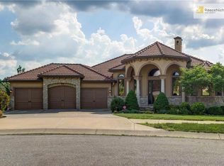 801 NE Del Lago Ct, Lees Summit, MO 64064