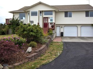 797 Holbrook Rd, Coupeville, WA 98239