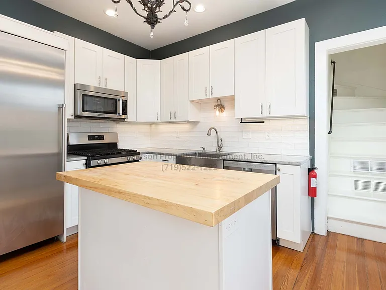 2312 N Weber St — Photo 8