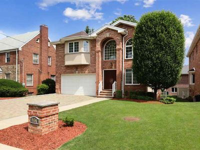 604 Abbott Ave, Ridgefield, NJ, 07657