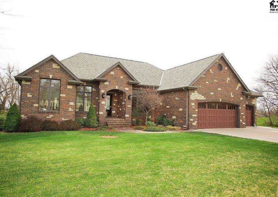 1st image of 3805 Boxwood Ct