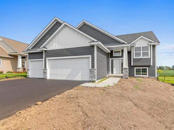 2617 213th St W, Farmington, MN 55024