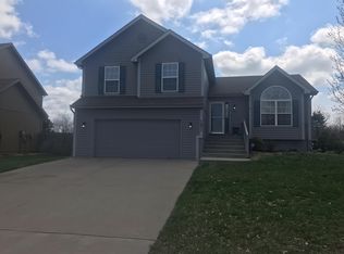1031 NW 91st Ter, Kansas City, MO 64155