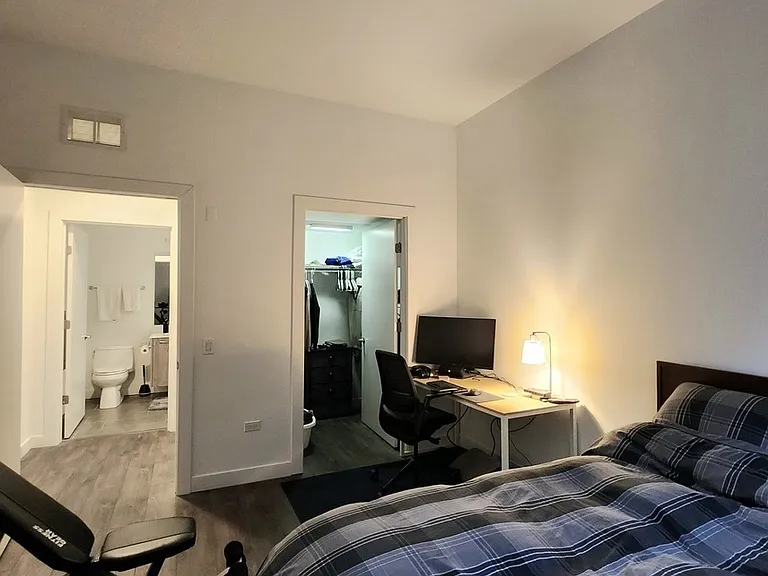 3418 N Lincoln Ave #205 — Photo 10