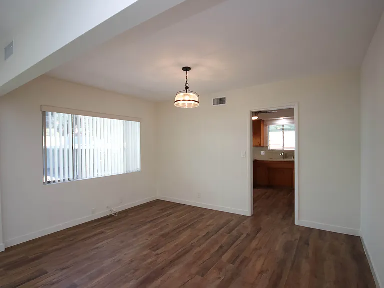 1621 Raymond Hill Rd #A — Photo 7