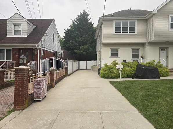 46 Adams Ave, Staten Island, NY