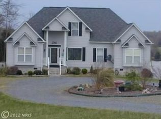 2561 Peach Grove Rd, Louisa, VA 23093