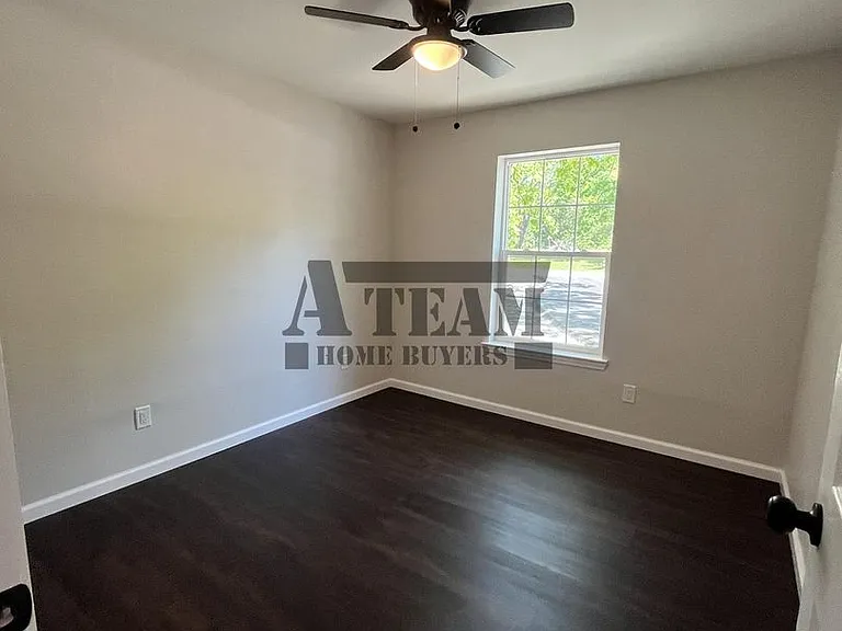 127 Guadalupe St — Photo 20