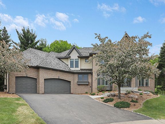 2nd image of 2060 Kimberly Ln N
