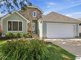 18895 Marcy St, Elkhorn, NE 68022
