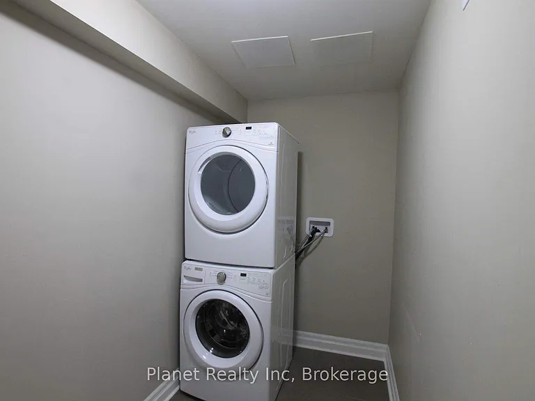 150 Wellington St E #312 — Photo 8