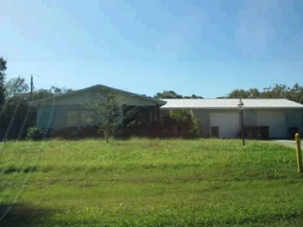 1315 Parkland Blvd, Fort Pierce, FL 34982