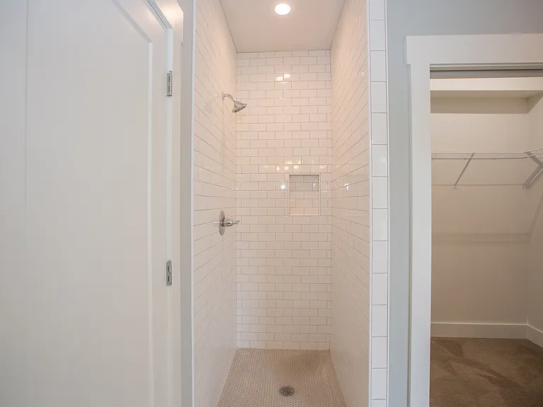 6190 Tuscany Pl — Photo 13
