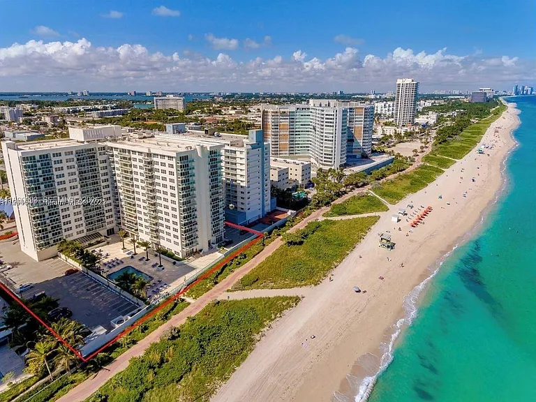 6917 Collins Ave #720 — Photo 57