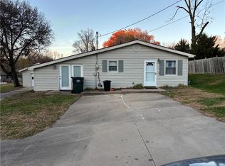 603 Beth St, Lansing, KS 66043