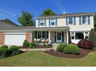 42 Sausalito Dr, East Amherst, NY 14051