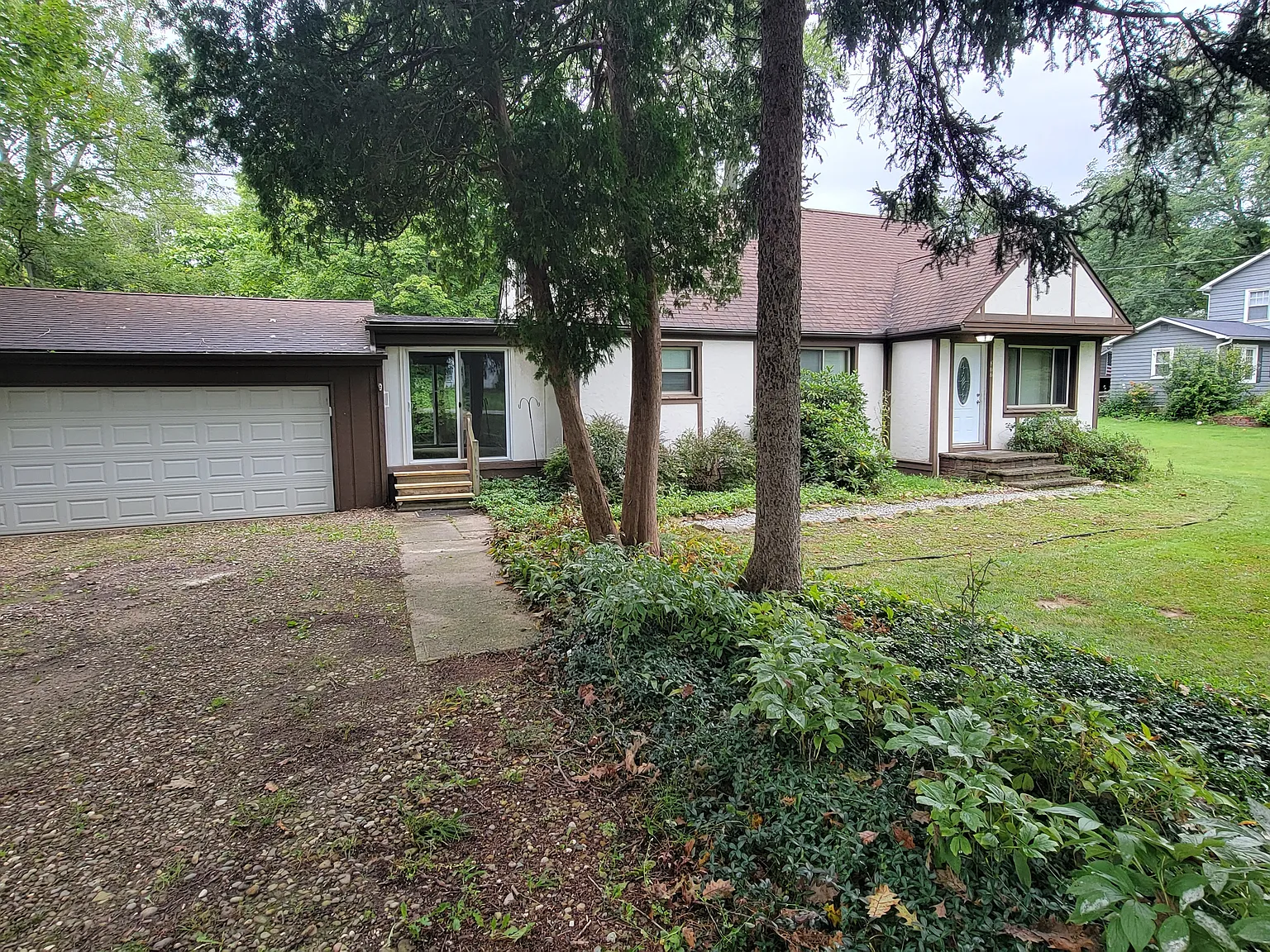 3 bed, 1467 sqft, $1,800 — Photo 2