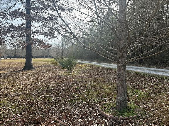 5th image of 195 Varvarosky Rd