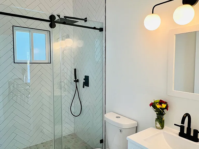 1025 3/4 Nolden St #3/4 — Photo 7