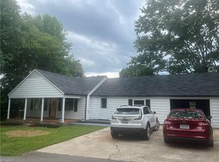 203 Old Traphill Rd, Ronda, NC 28670