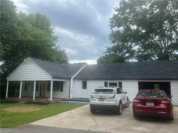 203 Old Traphill Rd, Ronda, NC 28670