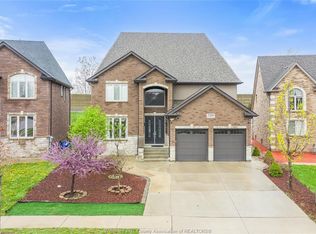 2280 Dandurand Ave, Windsor, ON N9E 4Z7