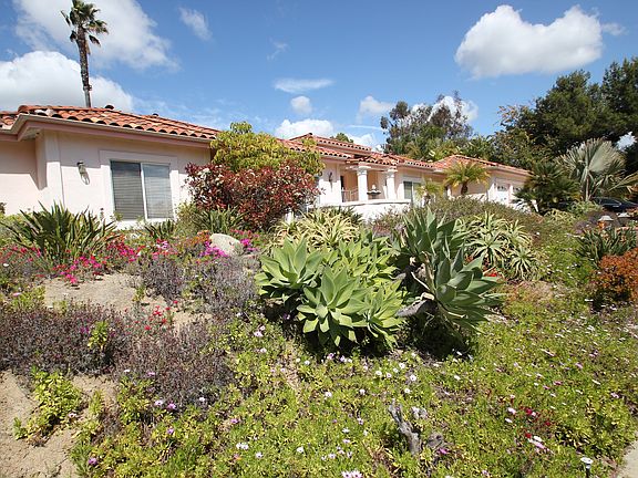 3rd image of 1240 Lupine Hills Dr