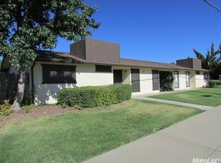 3713 Coffee Rd, Modesto, CA 95355