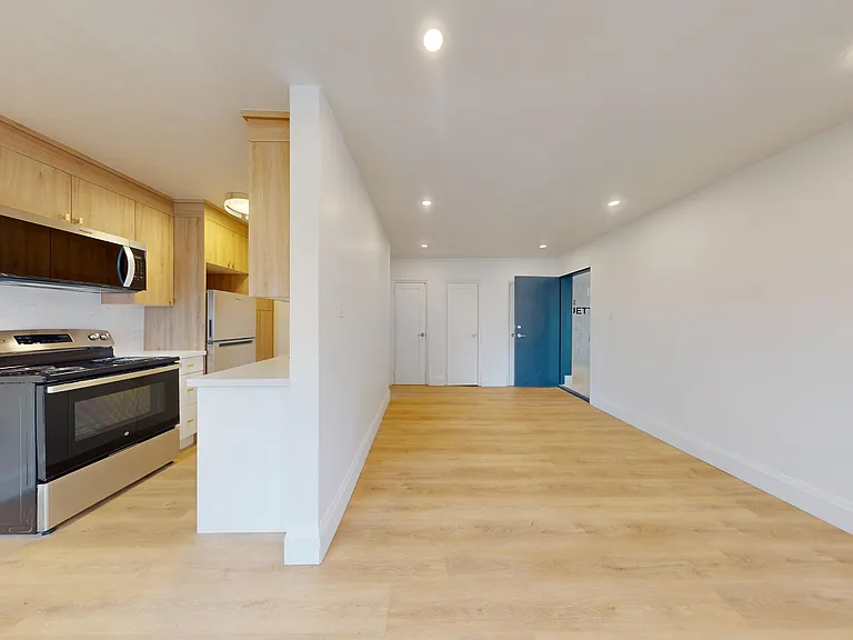 1 Marquette Ave — Photo 16