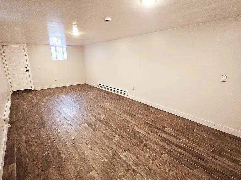 181 Clerk St #1A — Photo 13