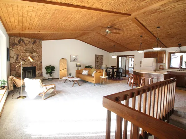 14860 West Oklahoma AVENUE, New Berlin, WI 53151
