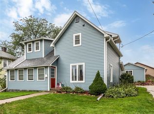 301 S 4th St, Guthrie Center, IA 50115
