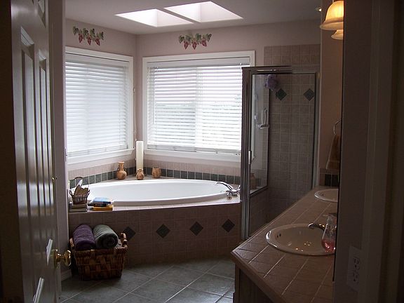 Luurious Master Bath