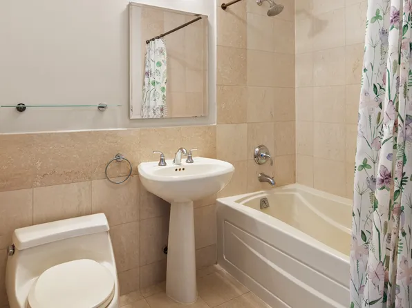 1485 Fifth Avenue image 6 of 12