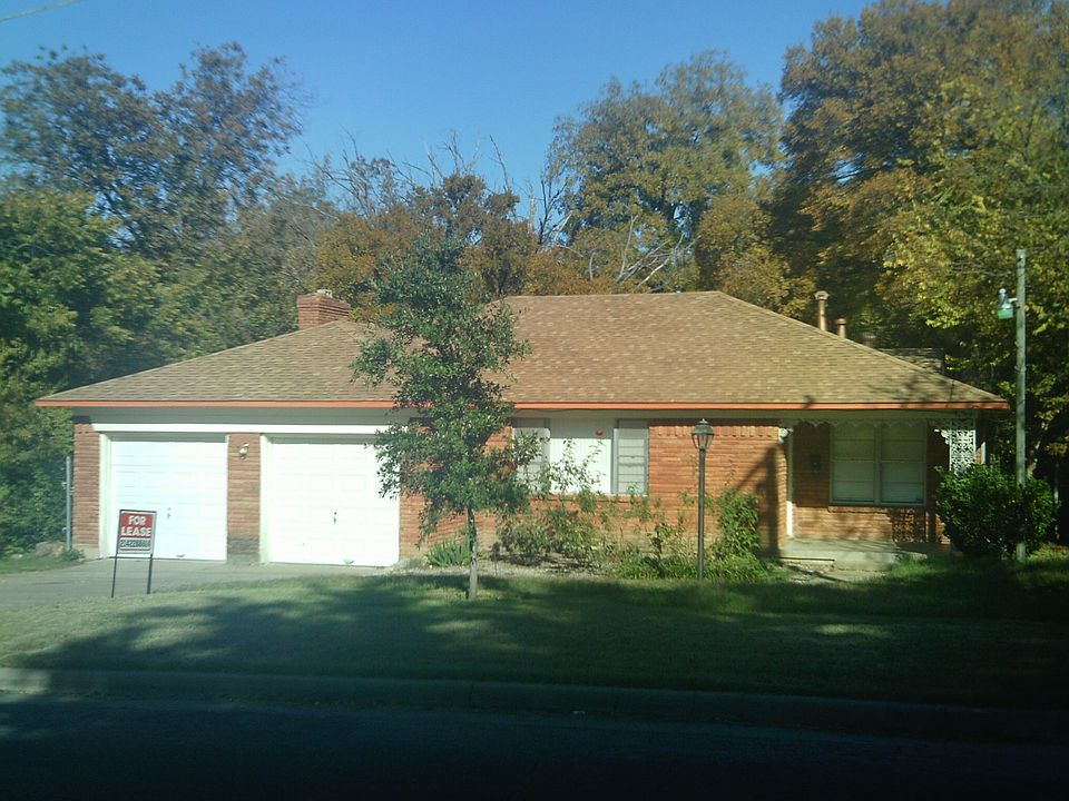1st image of 2421 Driftway Dr
