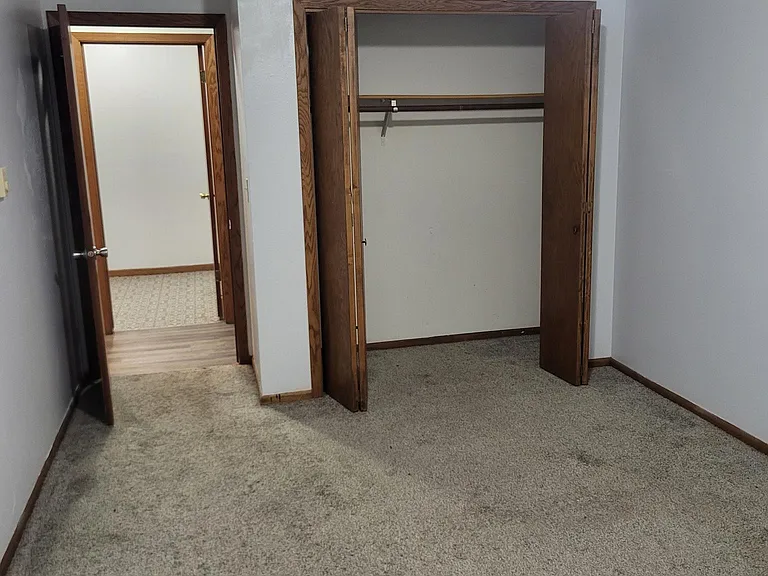 2616 Country Club Pkwy #1 — Photo 4