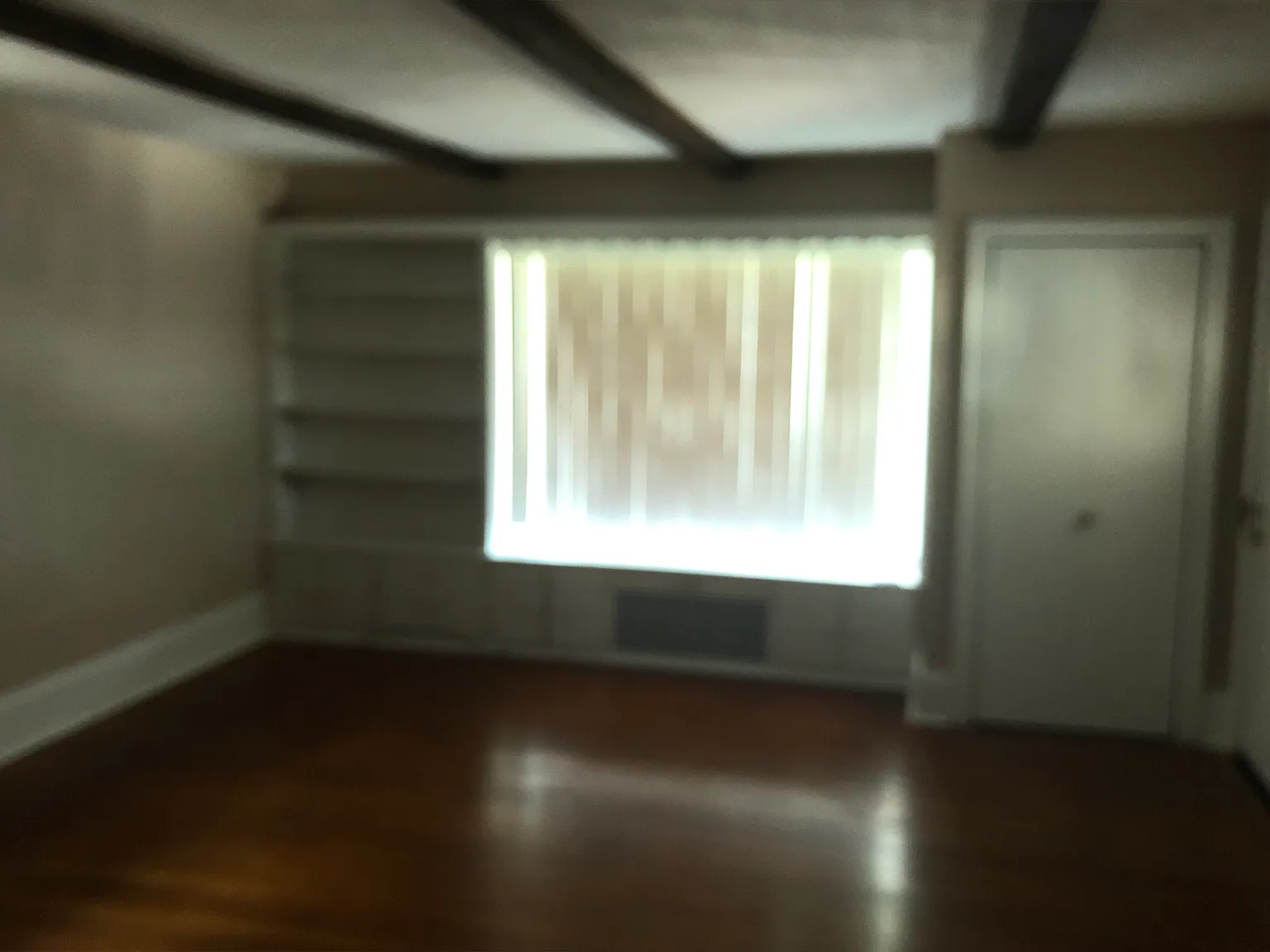 2 bed, 960 sqft, $1,200 — Photo 3
