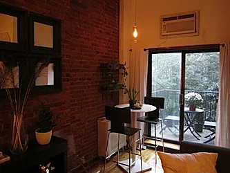Rented by Manhattan Property Group